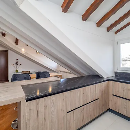 Apartment Keys Of Italy - Umbria 50 Your Modern Hut Milan